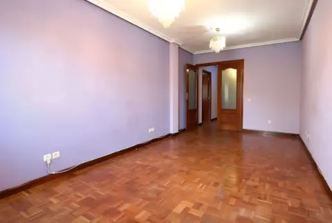 Piso en calle del Tulipán