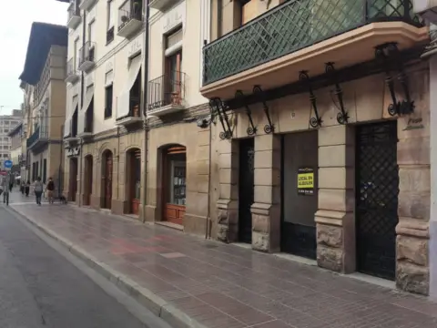 Commercial space in La Catedral-Casco Antiguo