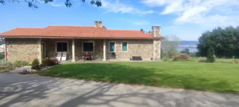 Chalet en calle Estrada Brea