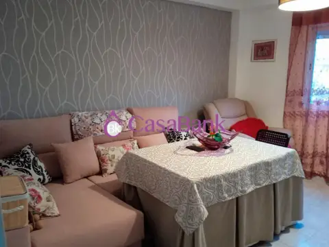 Piso en Santa Rosa-Valdeolleros