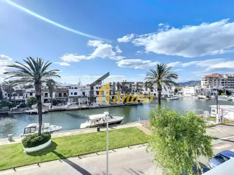 Apartamento en Avenida de la Canal, 19