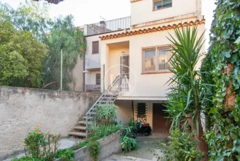 Casa pareada en Raval de Sant Joan, 14