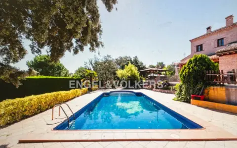 Casa en calle Perales