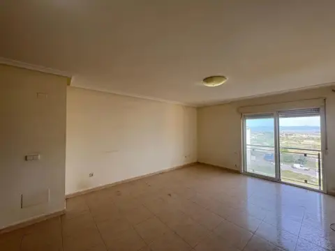 Piso en Avenida de Almería