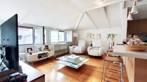 Ático en calle de Rentería