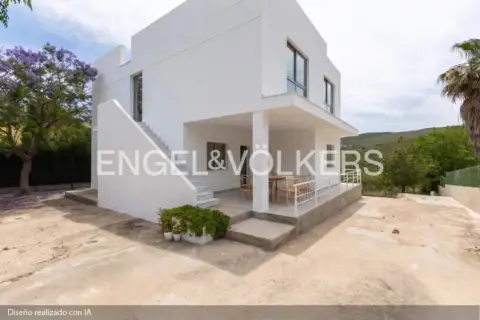 Casa en Turís