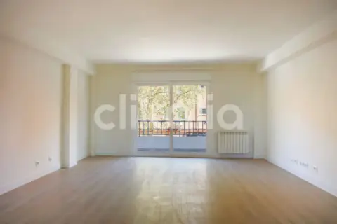Piso en Valdeacederas