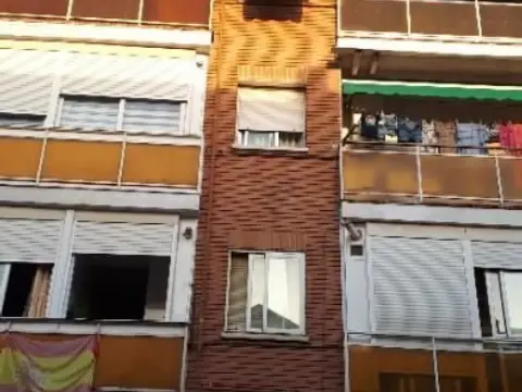 Piso en calle del Río Torote, 27