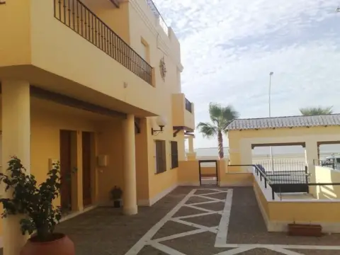 Casa adosada en calle de Esteban de Boutelou
