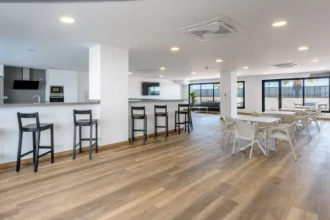 Piso en Avenida Anda Jaleo