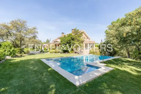 Casa en Club de Golf-Molino de la Hoz