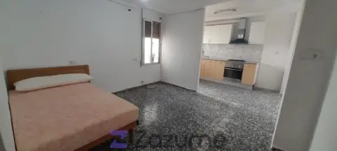 Estudio en calle Carrer Sogorb