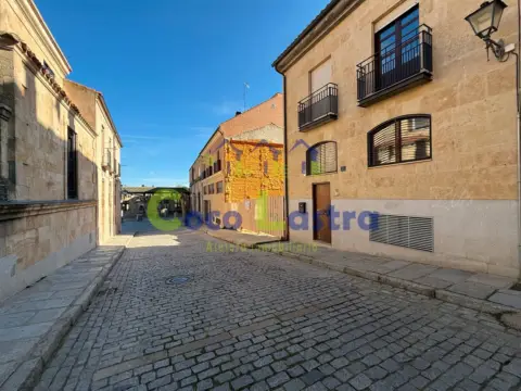 Casa adosada en calle de Doyague