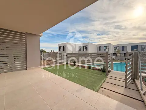 Casa adosada en San Antonio de Benagéber