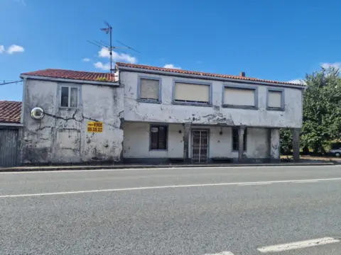 Casa en calle N-634