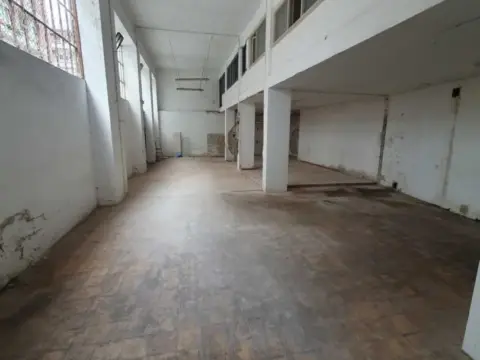 Local comercial en calle del Tres de Noviembre, 31