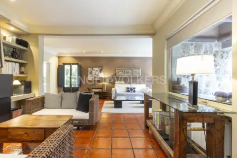 Casa en calle del Oeste