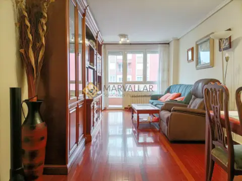 Piso en El Alisal-Cazoña