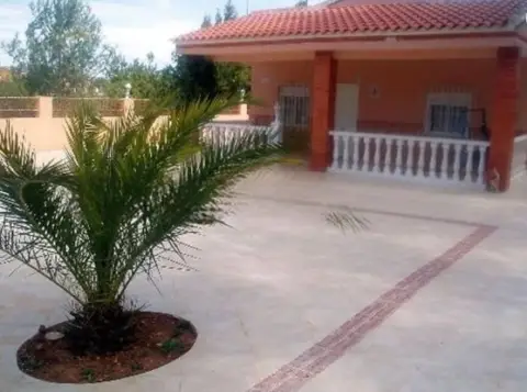 Casa rústica en Chiva