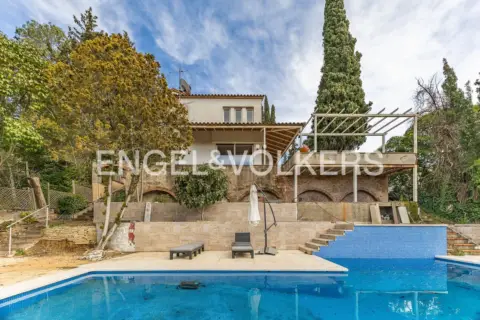 Casa rústica en Palau-solità i Plegamans