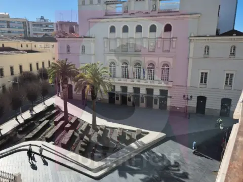 Piso en Plaza de Minayo