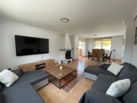 Chalet en calle Vall de Alcalà