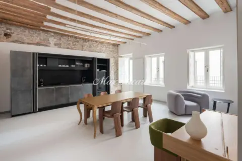 Dúplex en calle N-A