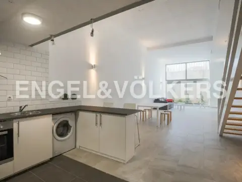 Loft en Carrer de la Creu Roja