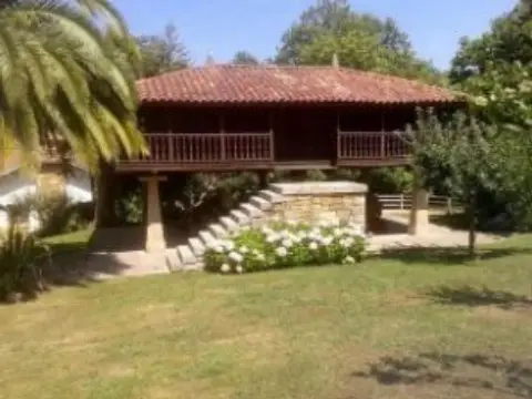 Chalet en Somió-Cabueñes