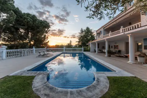 Chalet en calle Playa De Fuengirola, 12