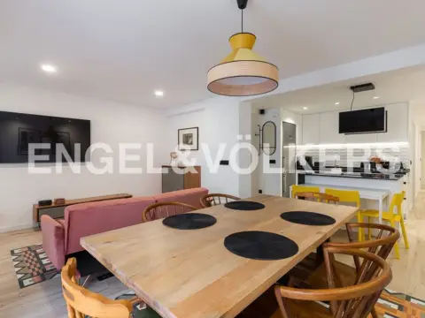 Apartamento en calle Carrer D'agustí Sales