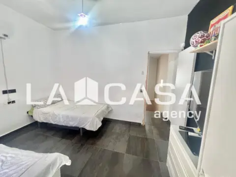 Casa en calle de Clara Campoamor