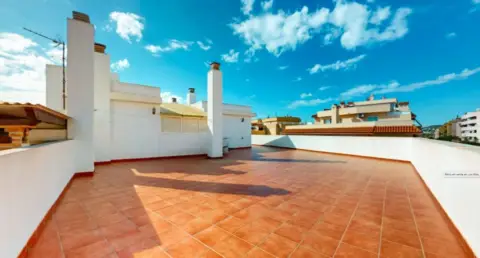 Ático en calle de León Felipe, 11