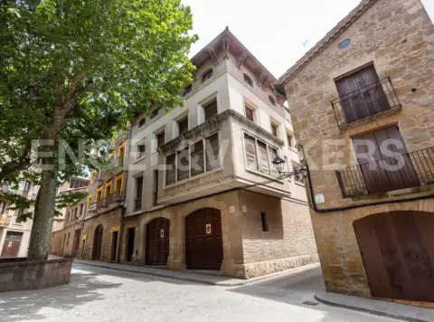Casa en Plaça de Sant Isidre