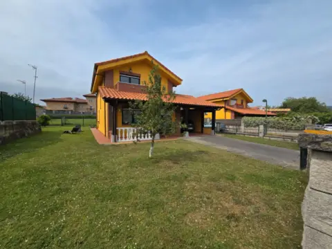 Chalet en calle del Parque, 15