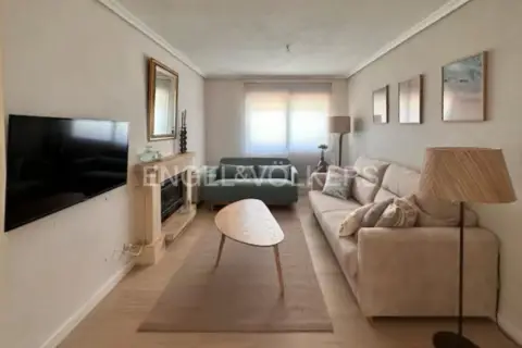 Casa en La Pobla de Vallbona