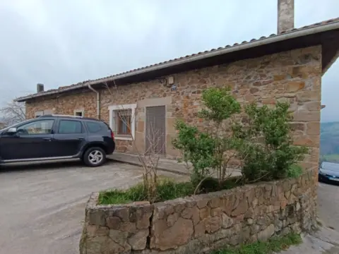 Casa rústica en Barrio de la Sierra, 8