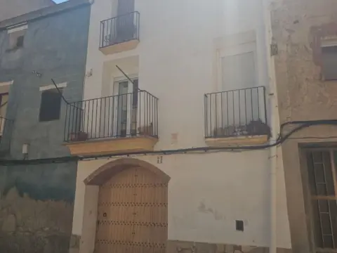 Casa pareada en La Granja d'Escarp