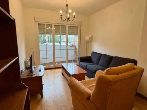 Piso en calle de Simón Bolívar