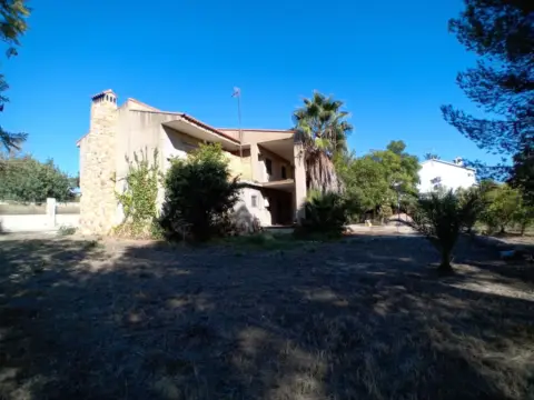 Chalet en Colonia de Casa Blanca, 111