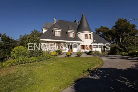 Casa en La Sentiu-Bruguers