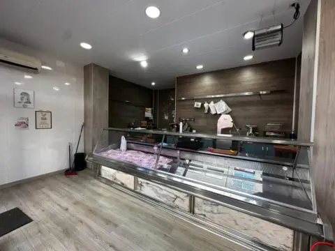 Local comercial en Carrer Cassimir Vila, 2