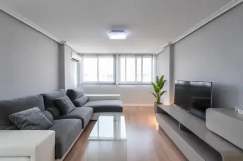 Piso en calle de José Andreu Alabarta