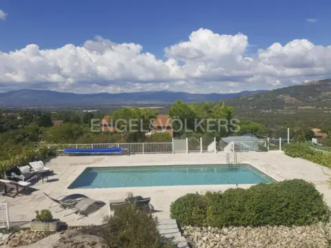 Casa en Fontenebro-Altavista