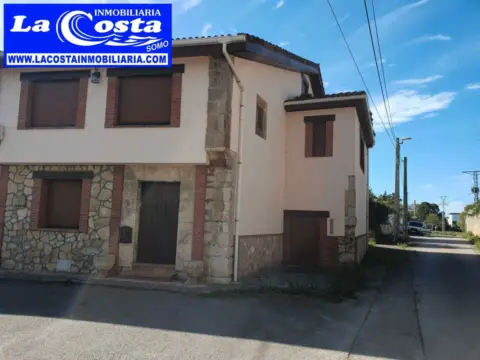 Casa adosada en Barrio Elechas