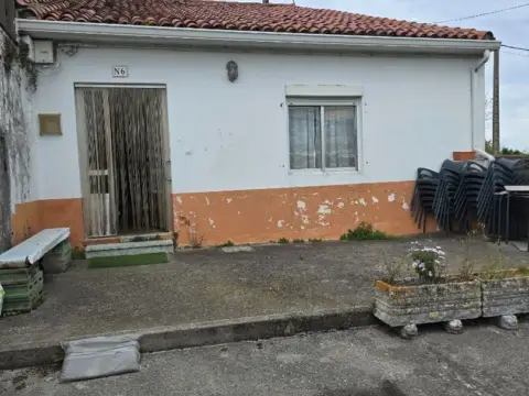 Casa rústica en calle de las Rivas, 243