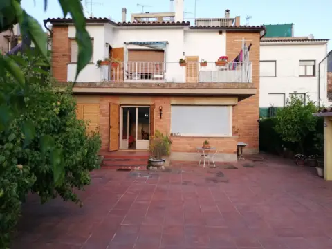 Chalet en Carrer d'Agustí Santacruz