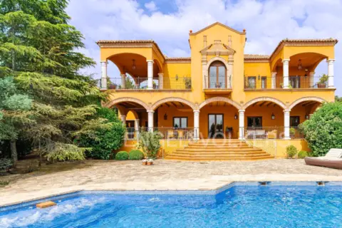 Casa en Club de Golf-Molino de la Hoz