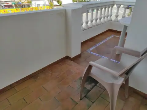 Casa adosada en Avenida de las Piletas