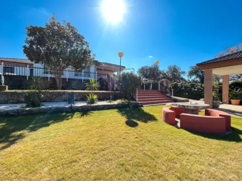 Chalet en calle del Sol